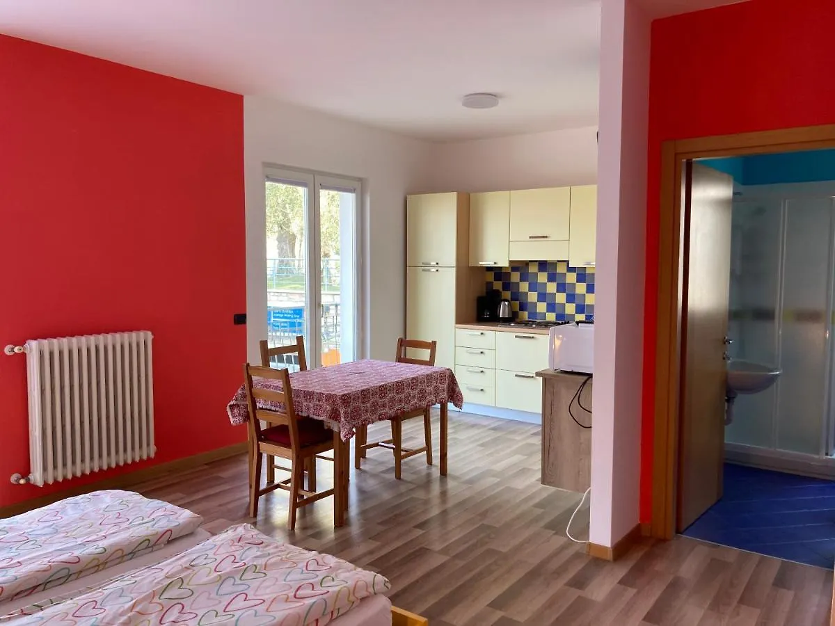Διαμέρισμα Bikeapartments Appartamenti Laura & Jasmin Μαλτσεζίνε